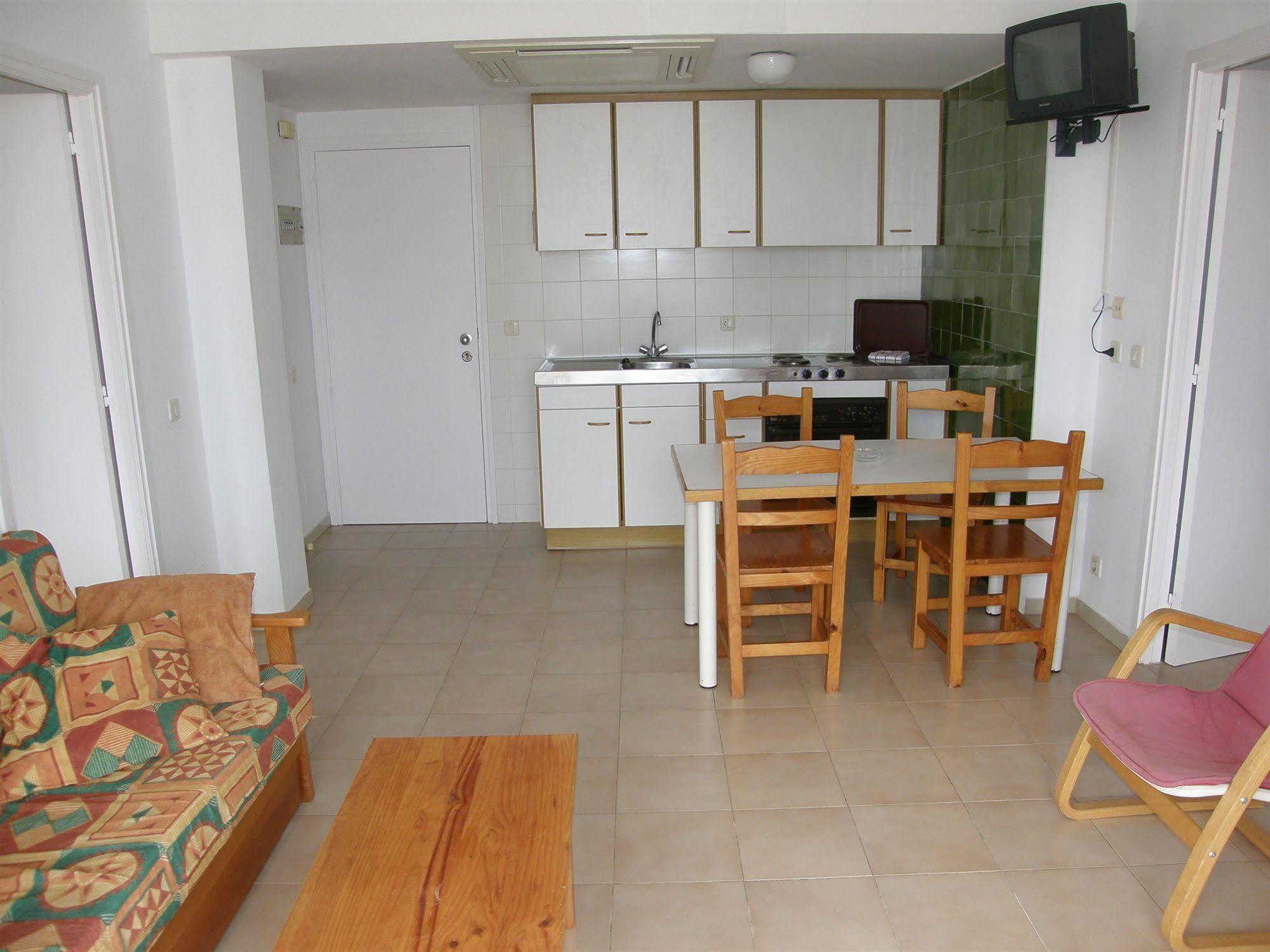 Miami Aparthotel 2*